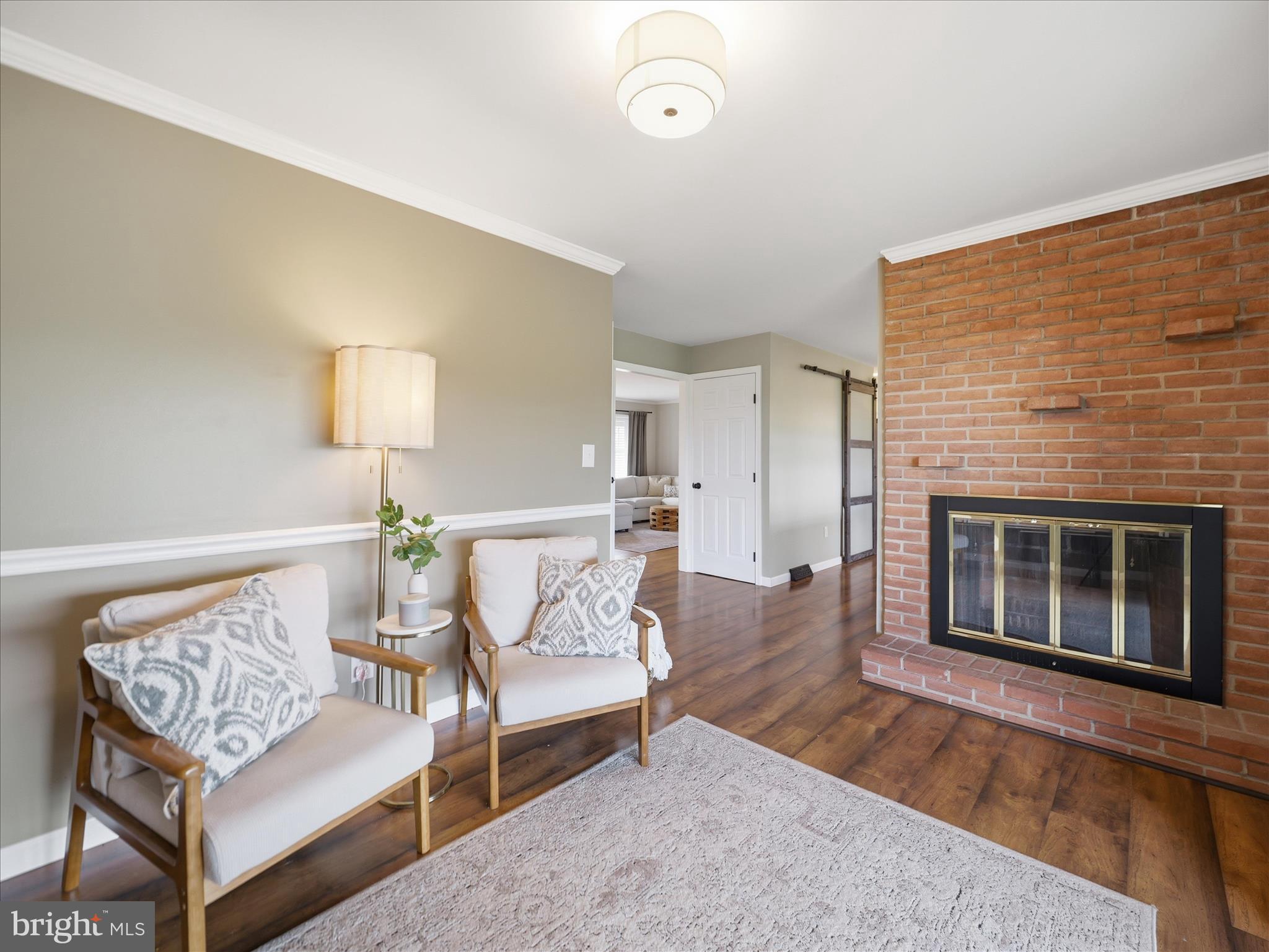 13835 Northcrest Road Hagerstown, MD 21742 - Photo 23 of 38 Family room w/ fireplace.