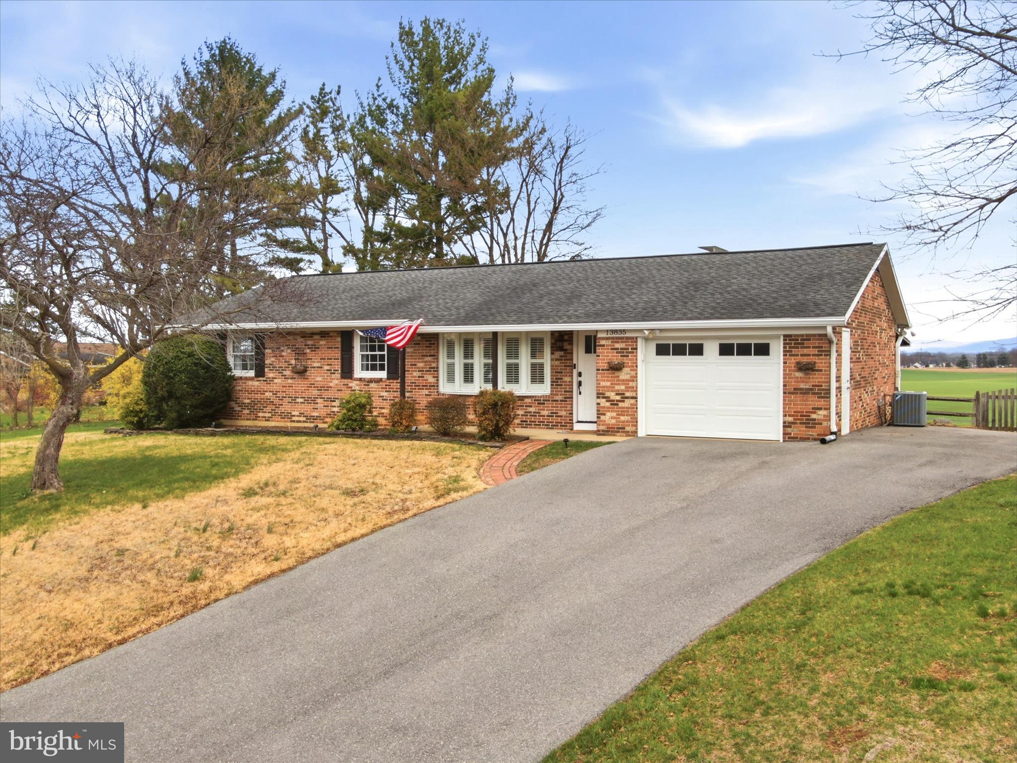13835 Northcrest Road Hagerstown, MD 21742 - Photo 3 of 38 All brick 4 bedroom/2 full bathroom rancher.