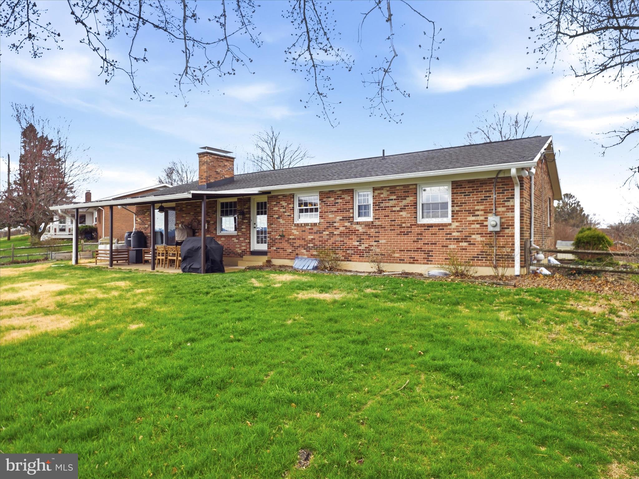 13835 Northcrest Road Hagerstown, MD 21742 - Photo 8 of 38 Back exterior