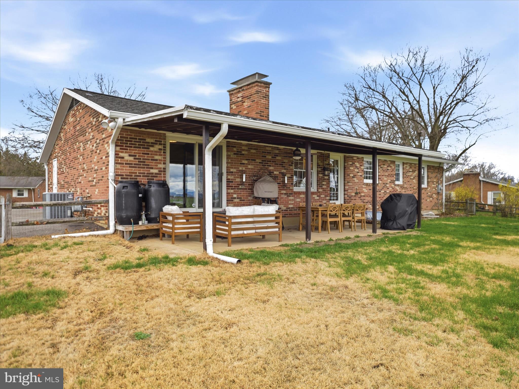 13835 Northcrest Road Hagerstown, MD 21742 - Photo 9 of 38 Back exterior