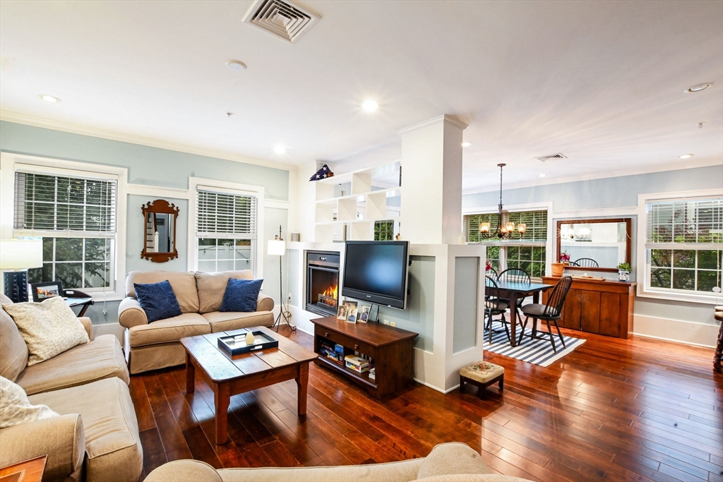 572 Freeport Street, Unit 103 Boston, MA 02122 - Photo 12 of 26