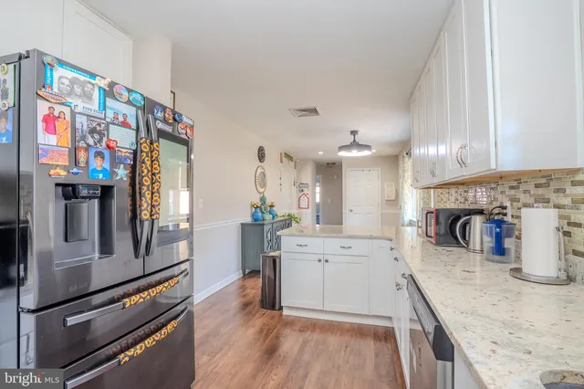 $549,900 | 17 Cambridge Road, Kendall Park, NJ 08824