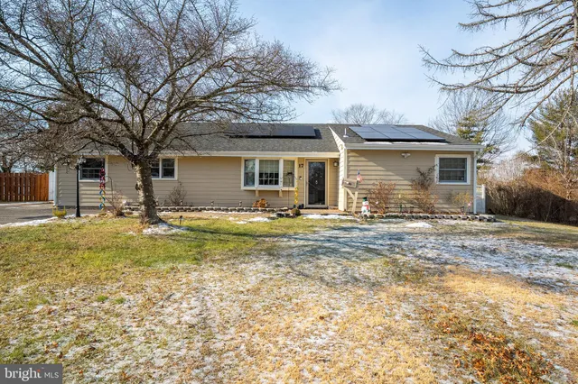 $549,900 | 17 Cambridge Road, Kendall Park, NJ 08824