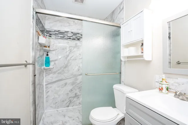 $549,900 | 17 Cambridge Road, Kendall Park, NJ 08824