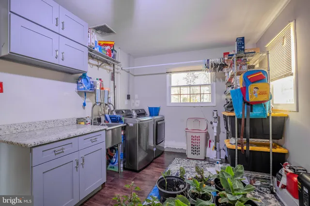 $549,900 | 17 Cambridge Road, Kendall Park, NJ 08824