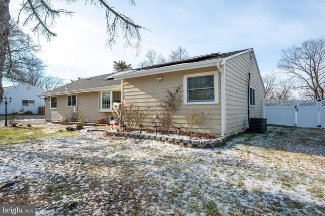 $549,900 | 17 Cambridge Road, Kendall Park, NJ 08824