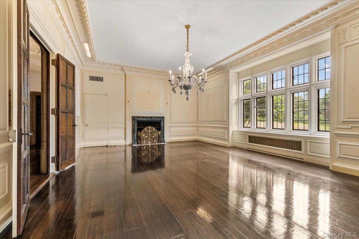 127 Horseshoe Road Mill Neck, NY 11765 - Photo 20 of 48