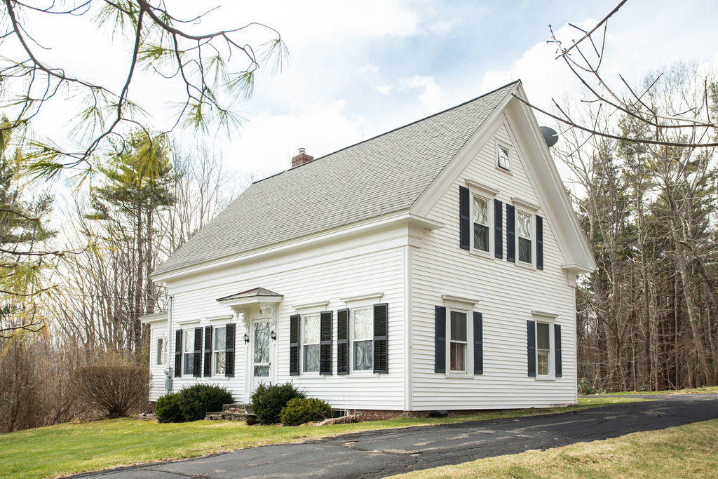 95 Cape Neddick Road York, ME 03909 - Photo 1 of 32 95 Cape Neddick Rd