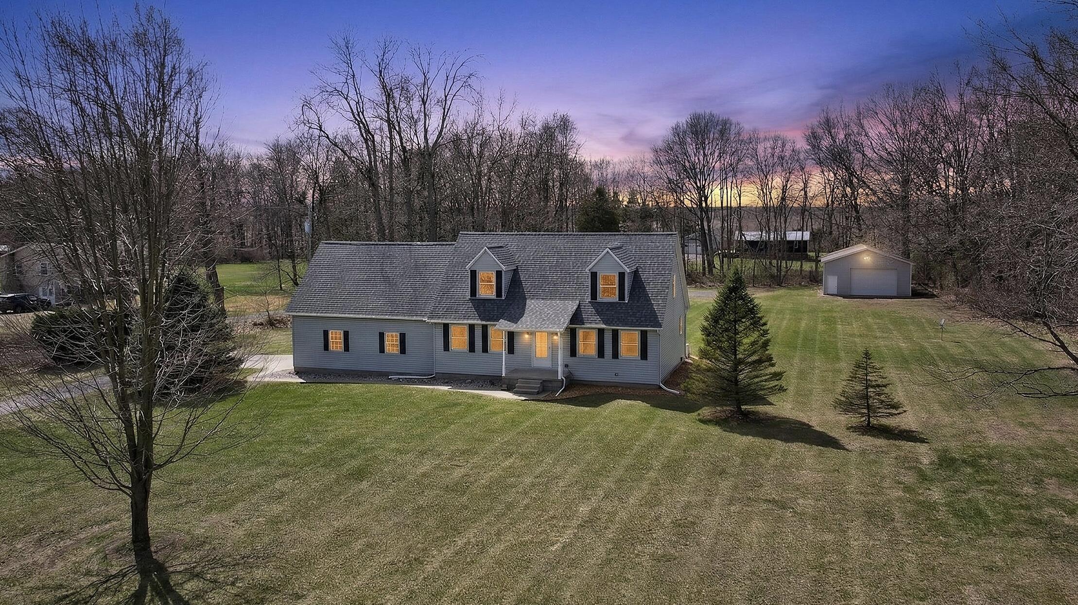 5452 Oakpoint Road Jackson, MI 49201 - Photo 2 of 65 085_5452 Oak Point Rd Jackson MI (Aerial