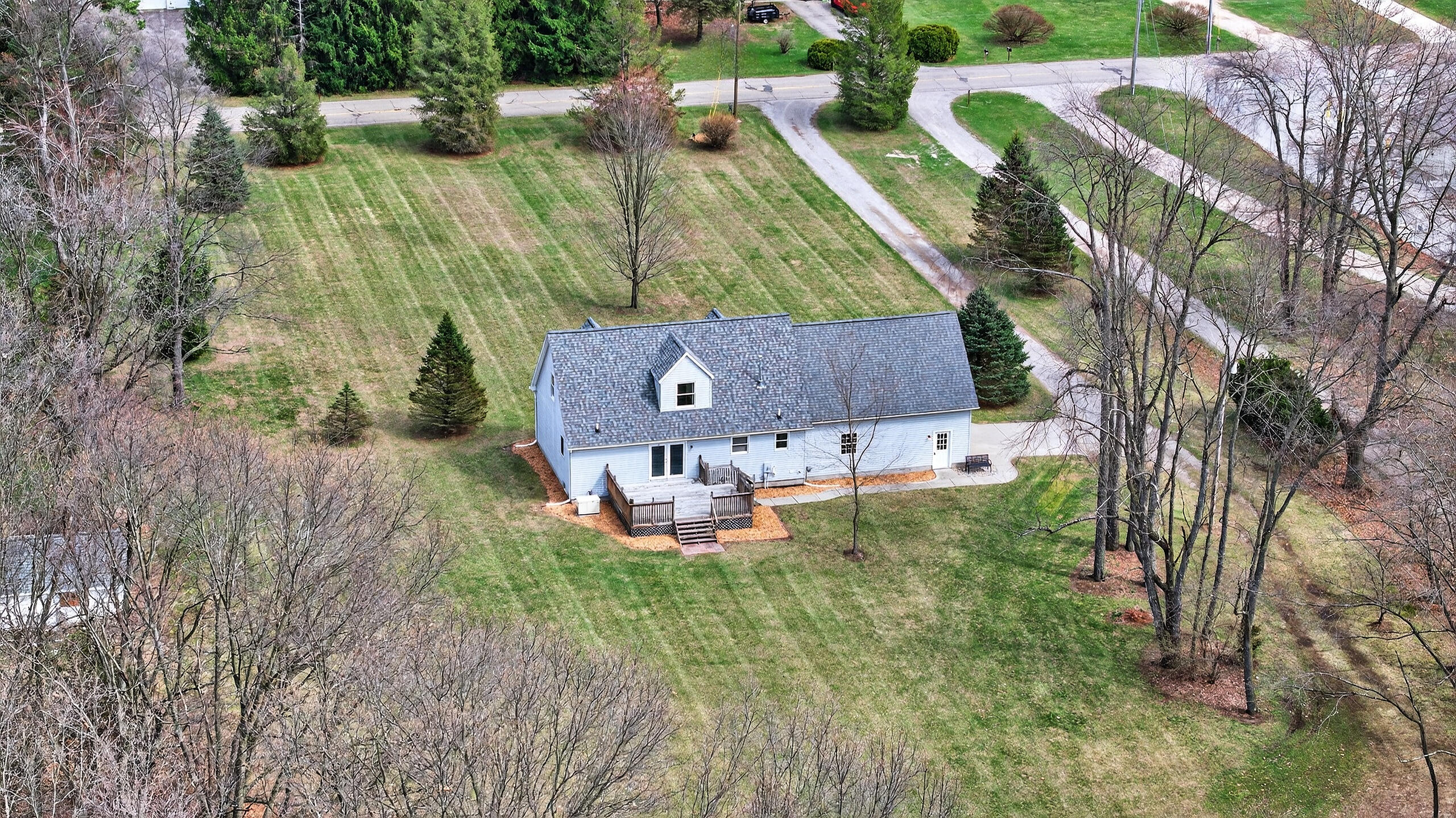 5452 Oakpoint Road Jackson, MI 49201 - Photo 56 of 65 095_5452 Oak Point Rd Jackson MI (Aerial