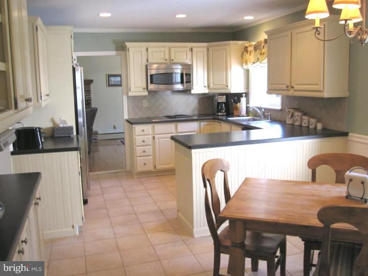 6 Line Road Malvern, PA 19355 - Photo 4 of 20 Kitchen
