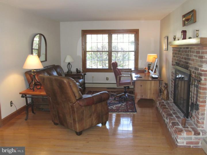 6 Line Road Malvern, PA 19355 - Photo 7 of 20 Family Room
