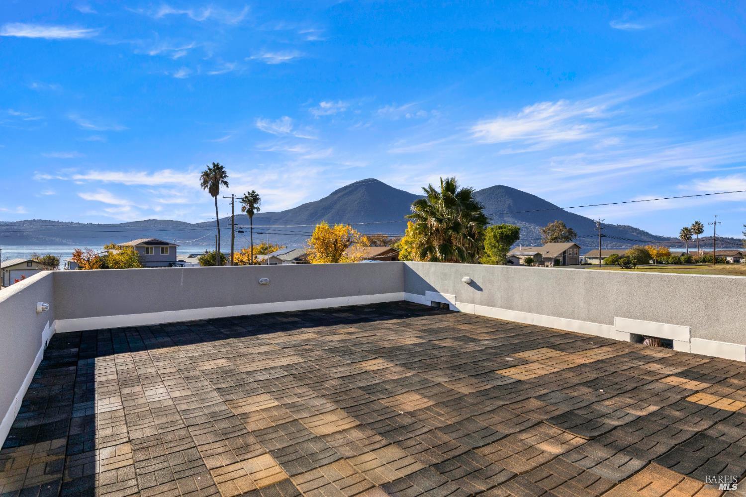 11115 Lakeshore Drive Clearlake, CA 95422 - Photo 11 of 68
