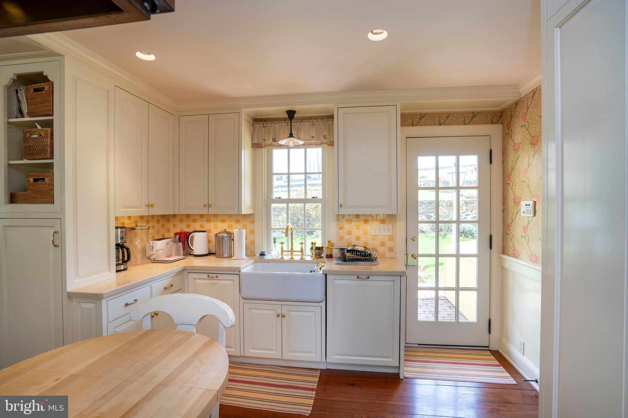 9981 Douglas Road Felton, PA 17322 - Photo 22 of 87 Kitchen