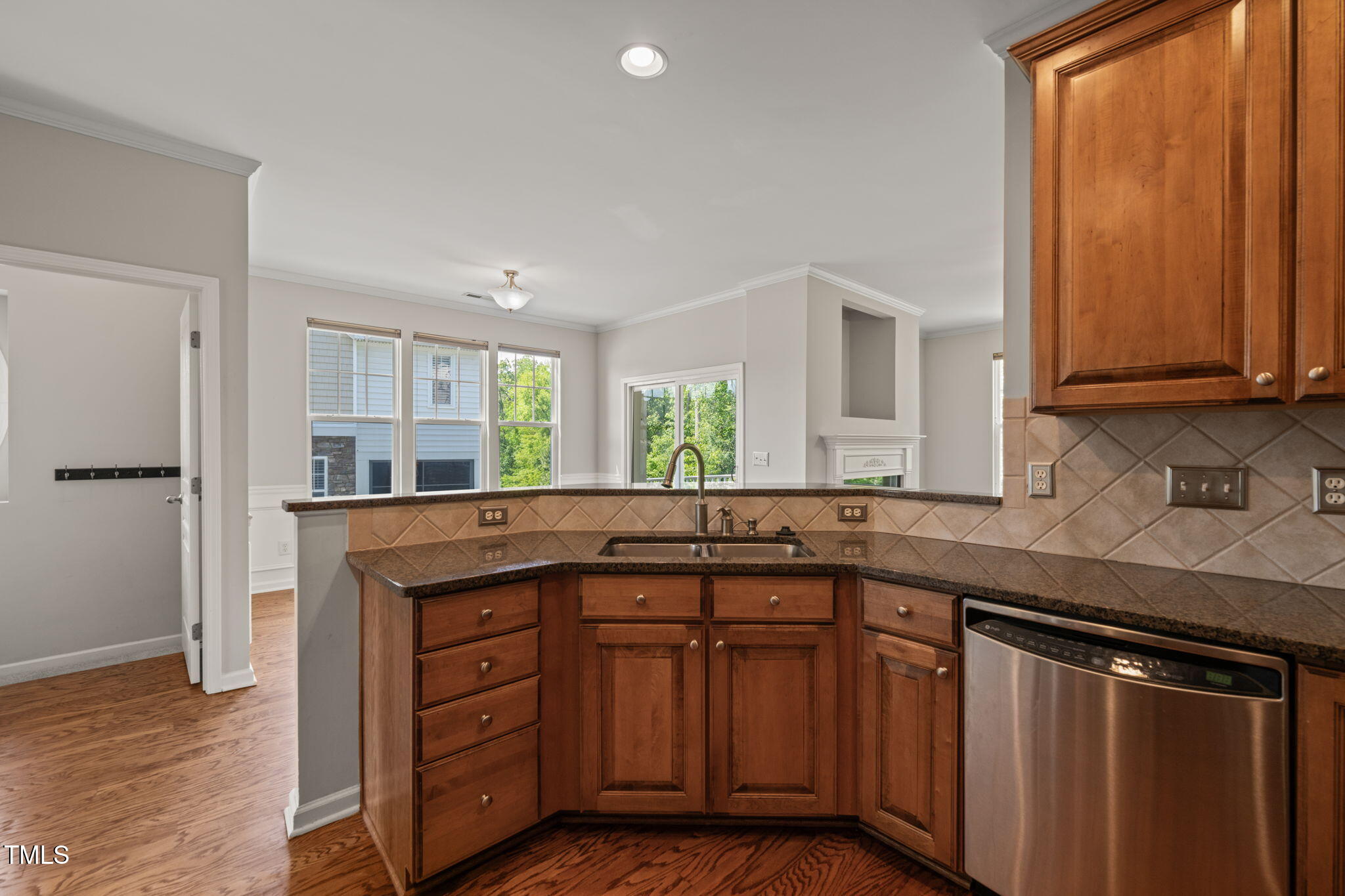 4703 Kings Garden Road Raleigh, NC 27612 - Photo 17 of 44 17-web-or-mls-untitled-115
