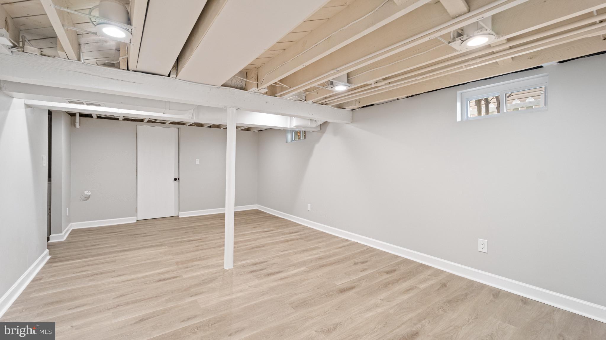 5713 Moore Street Brooklyn, MD 21225 - Photo 7 of 31 Family/Rec Room