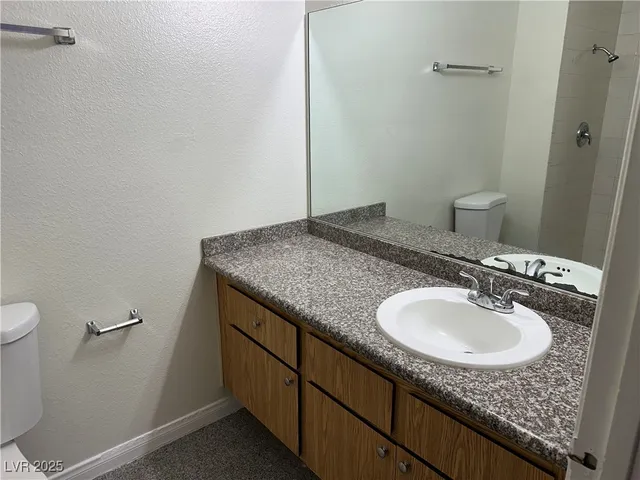 $1,800 | 6841 Arroyo Avenue, Las Vegas, NV 89103