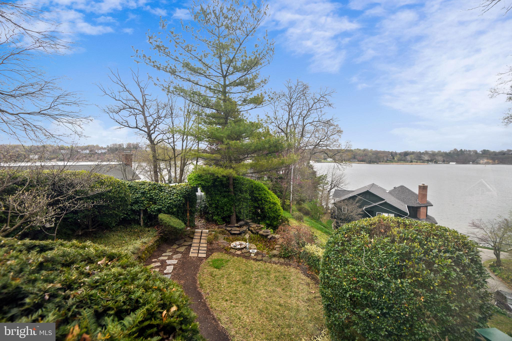 773 Robin Hood Road Annapolis, MD 21405 - Photo 3 of 57