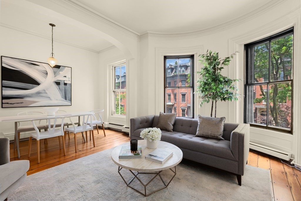 32 Rutland Square, Unit 2 Boston, MA 02118 - Photo 3 of 17 Gallery Image 3