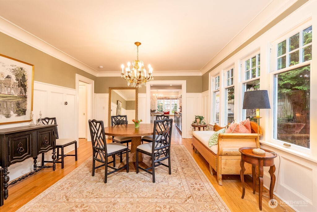 106 Northeast 46th Street Seattle, WA 98105 - Photo 7 of 31