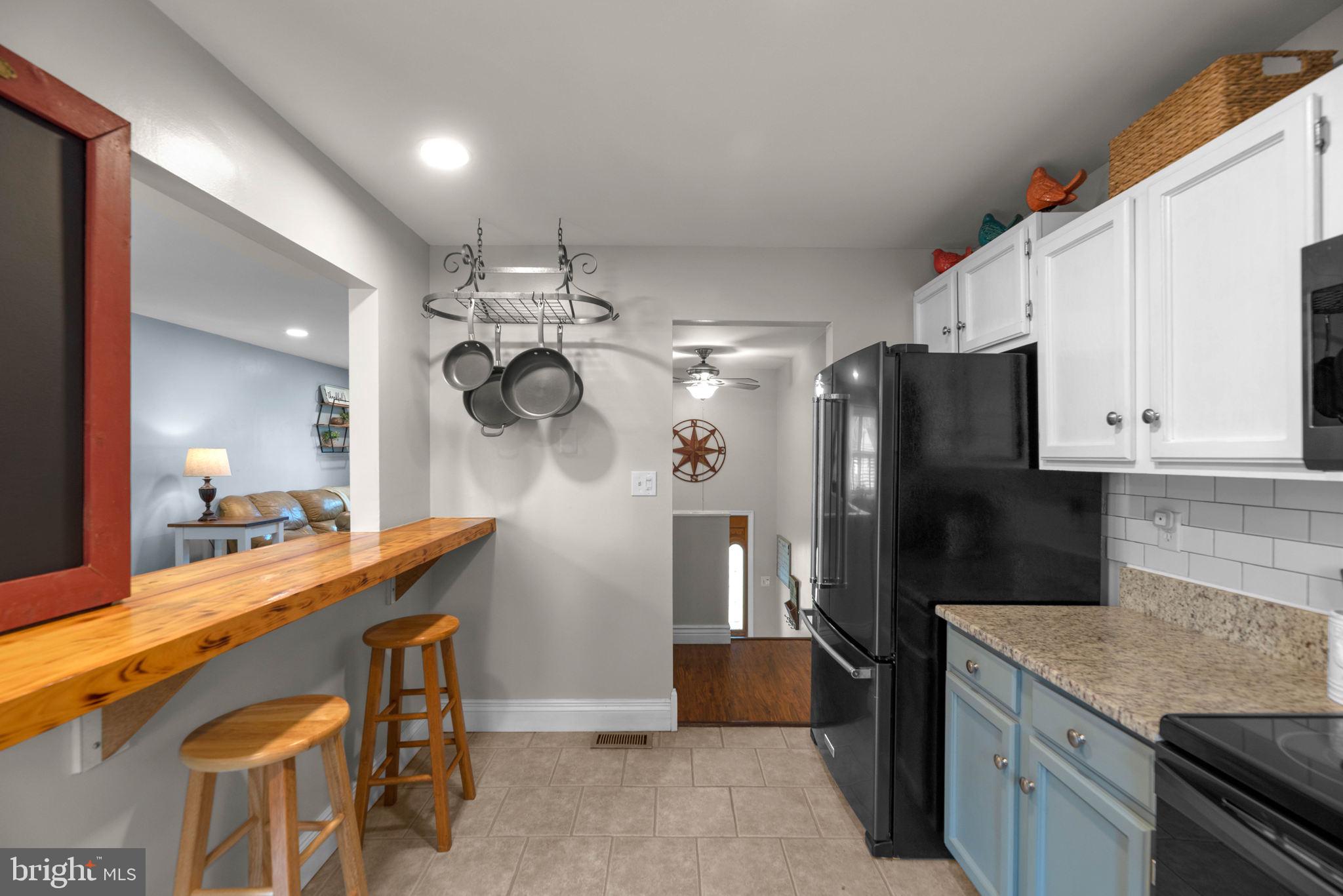 7844 Elizabeth Road Pasadena, MD 21122 - Photo 17 of 50 KITCHEN
