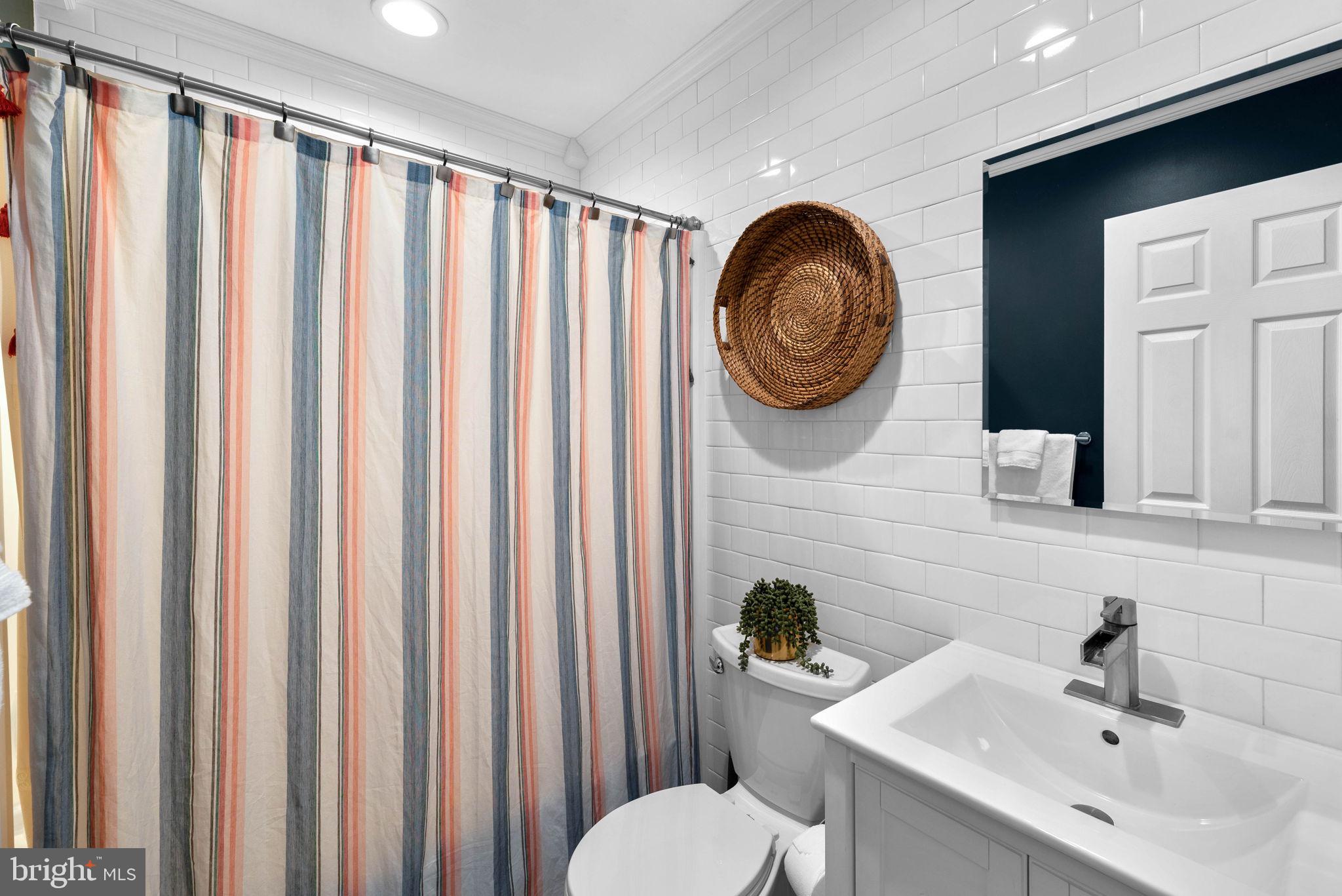 7844 Elizabeth Road Pasadena, MD 21122 - Photo 26 of 50 FULL BATHROOM