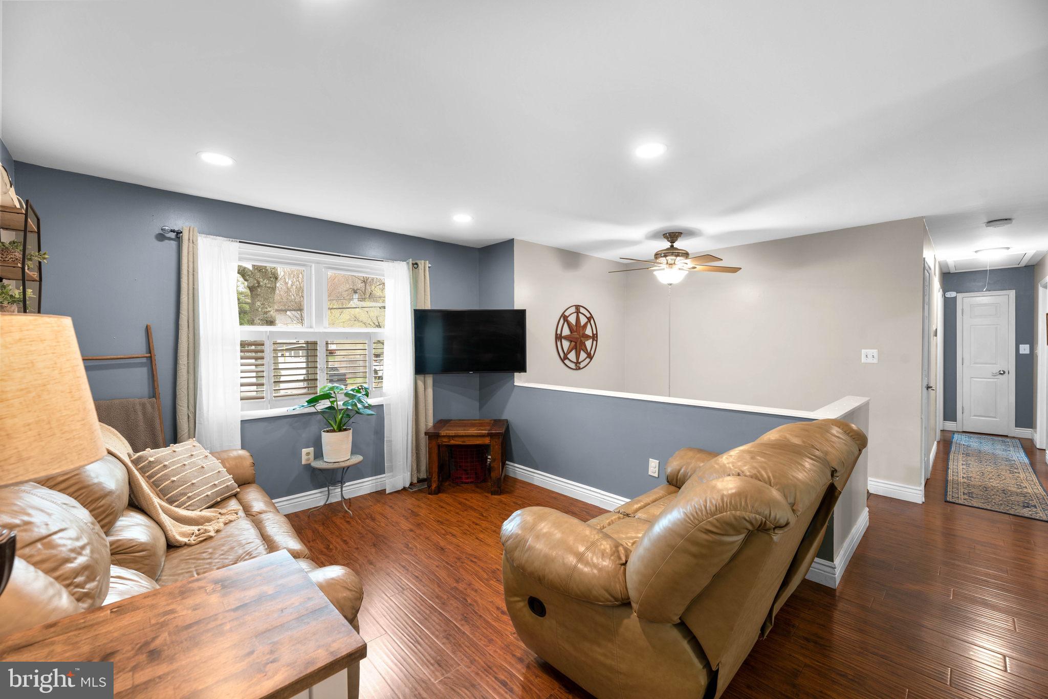 7844 Elizabeth Road Pasadena, MD 21122 - Photo 8 of 50 LIVING ROOM
