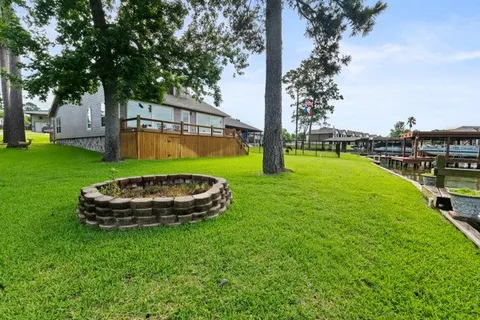 $625,000 | 153 Lakeshore Drive, Onalaska, TX 77360