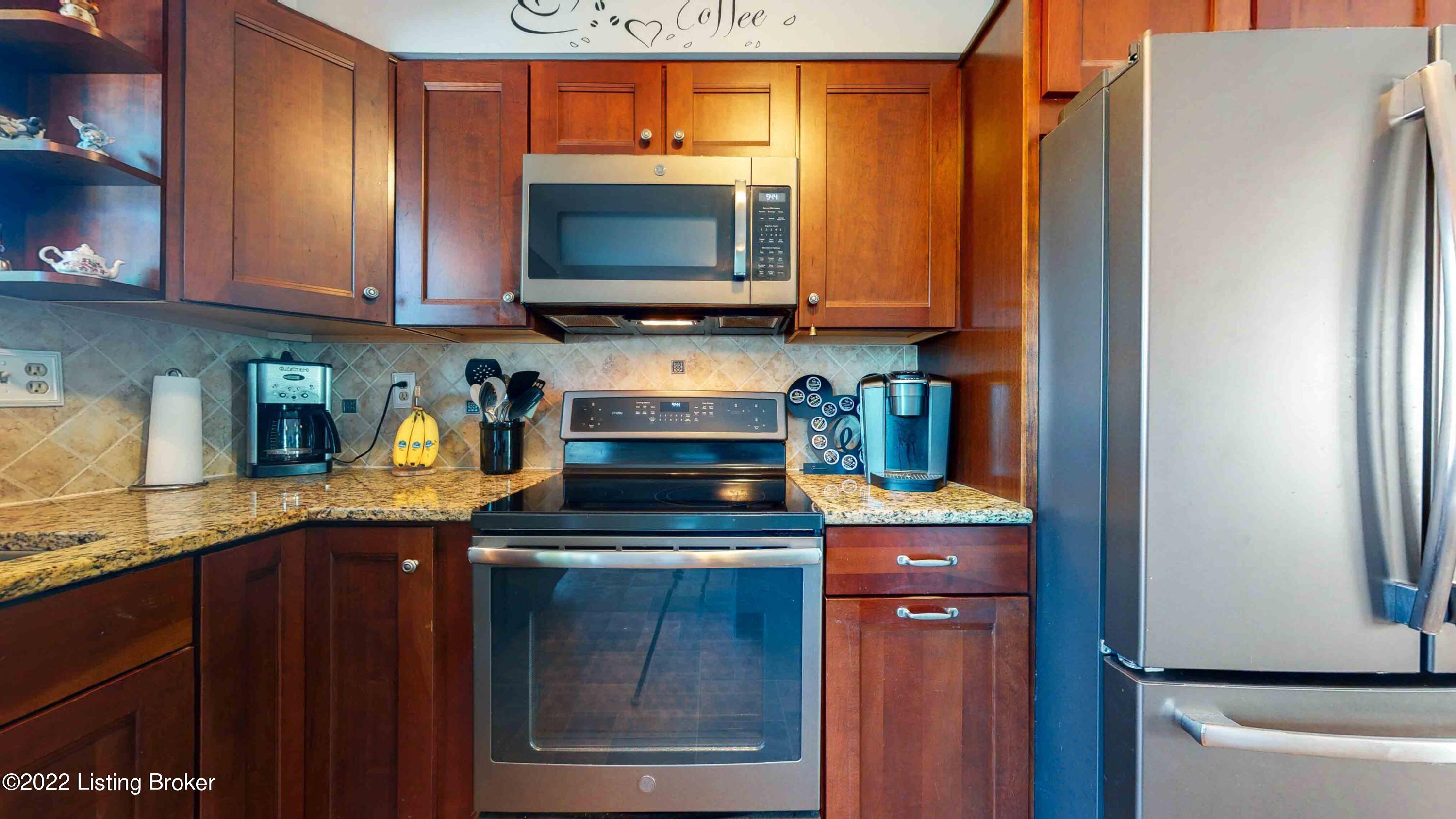 4312 Gaudet Road Louisville, KY 40299 - Photo 12 of 72 4312-Gaudet-Rd_012