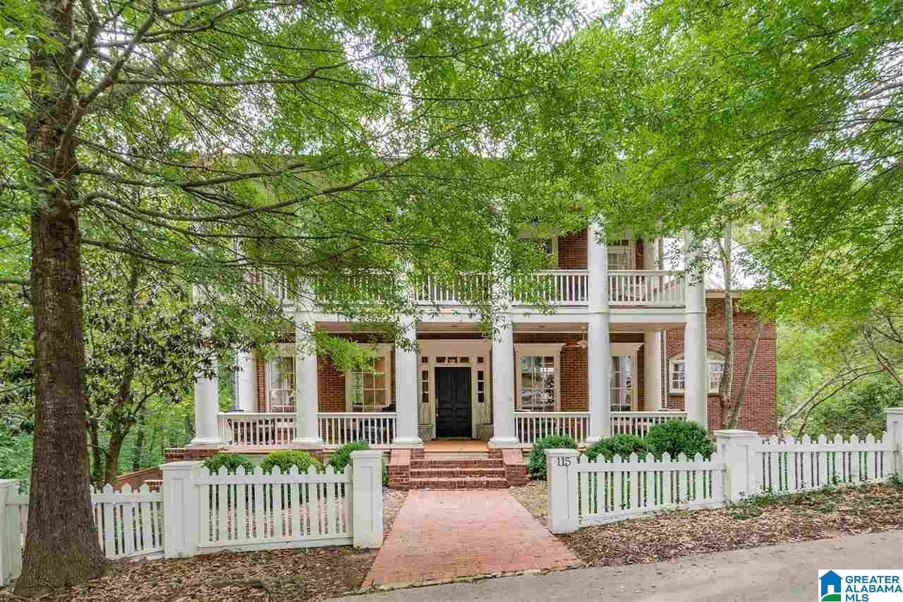 115 Oak Circle Hayden, AL 35079 - Photo 2 of 50