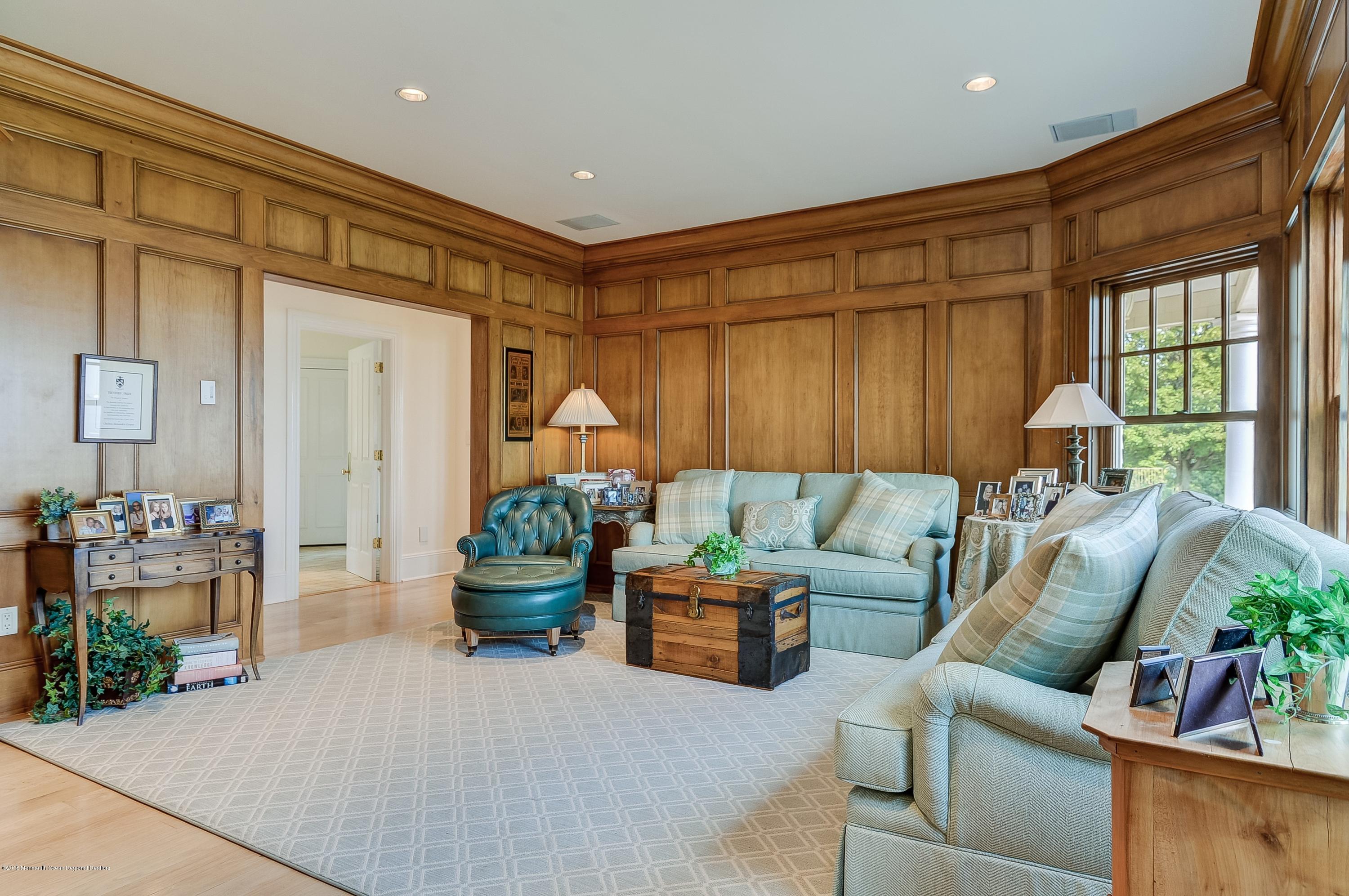 21 Heathcliff Road Rumson, NJ 07760 - Photo 19 of 64 18_Den