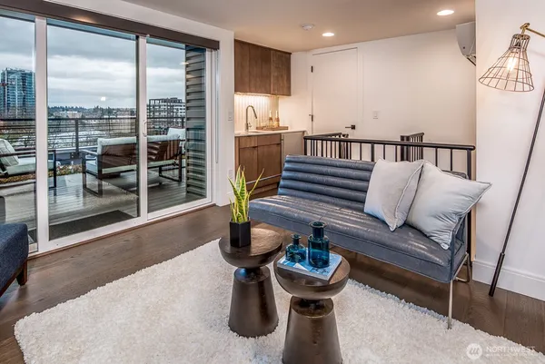 $8,900 | 125 100th Avenue Northeast, Unit 155, Bellevue, WA 98004