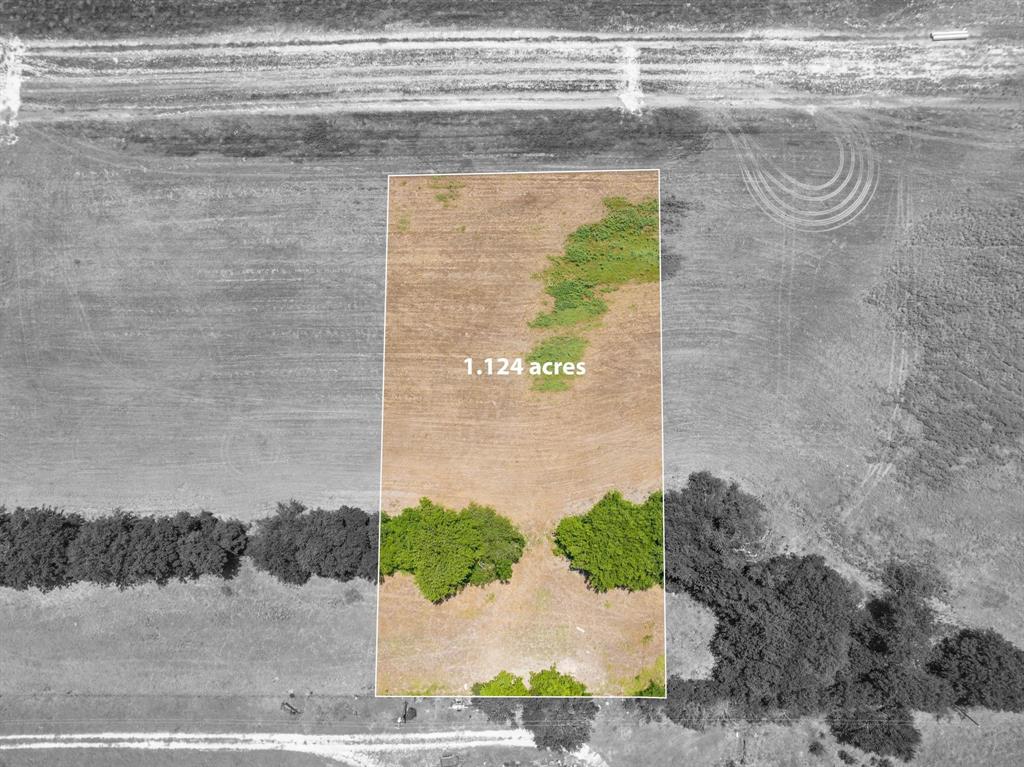 Tbd - Tbd - High Point Drive Hillsboro, TX 76645 - Photo 4 of 9 a bathroom with a shower