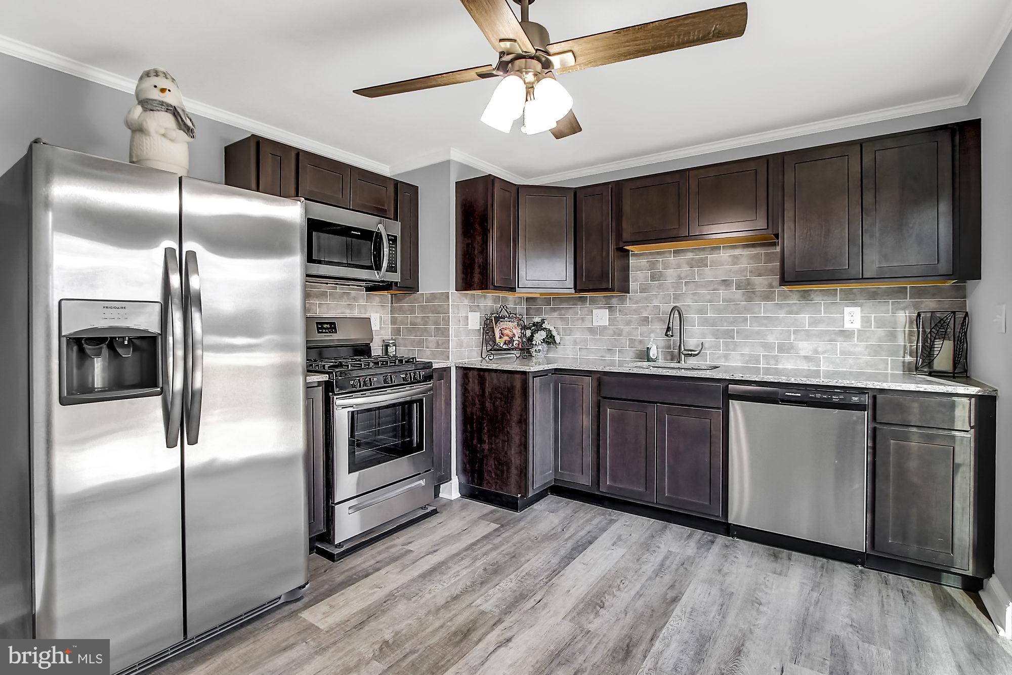 8615 Pleasant Plains Road Baltimore, MD 21286 - Photo 4 of 27 Kitchen