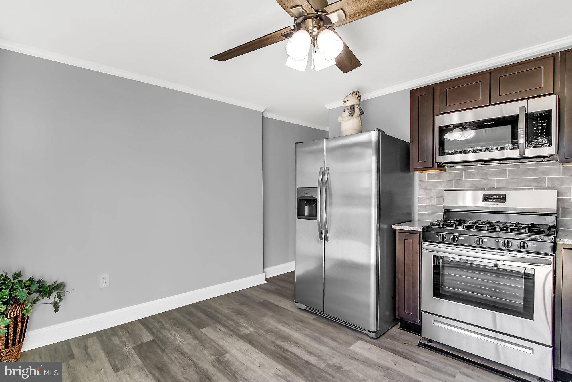 8615 Pleasant Plains Road Baltimore, MD 21286 - Photo 5 of 27 Kitchen