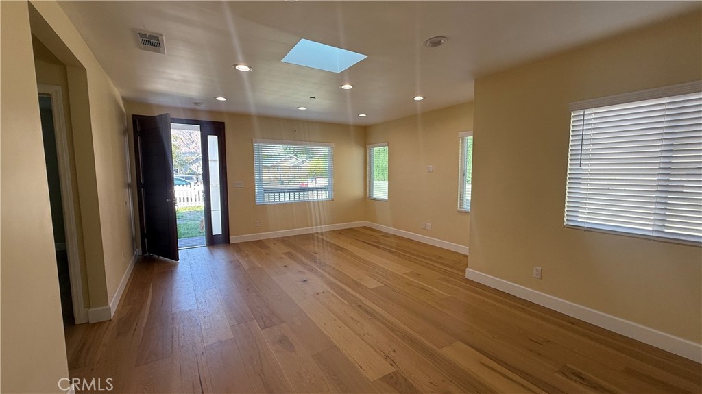 3344 Brandon Street Pasadena, CA 91107 - Photo 9 of 30 Dining Area
