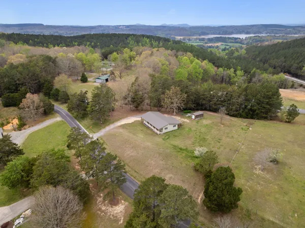 $289,900 | 154 Potter Place Road Northwest, Charleston, TN 37310