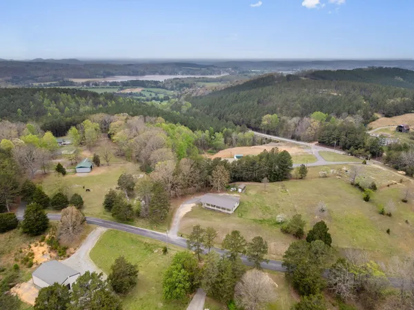 $289,900 | 154 Potter Place Road Northwest, Charleston, TN 37310