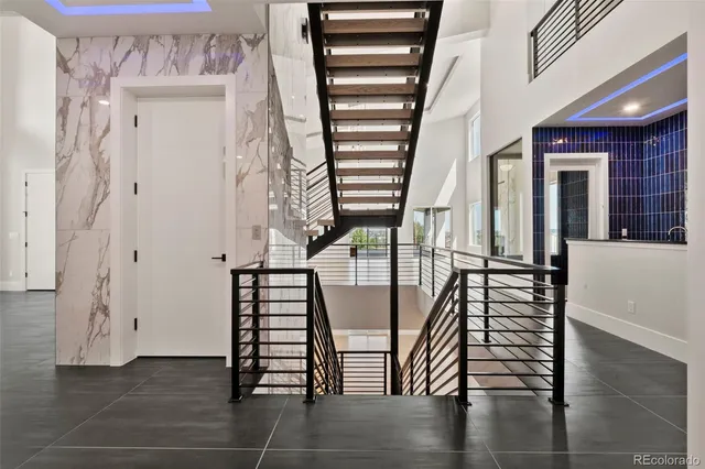 $5,893,000 | 6954 South Espana Way, Centennial, CO 80016