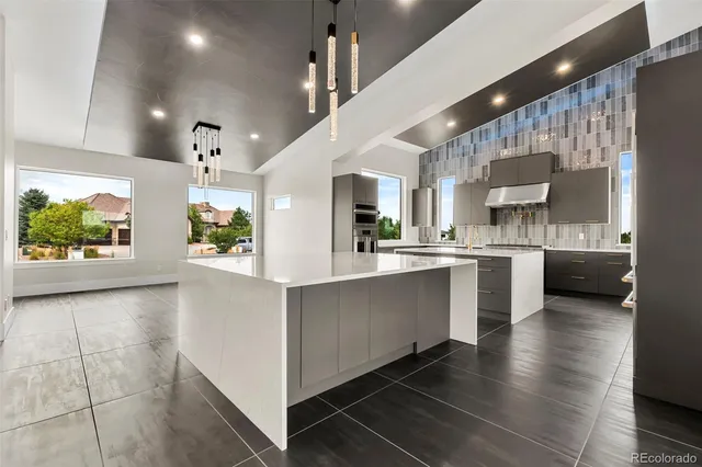 $5,893,000 | 6954 South Espana Way, Centennial, CO 80016