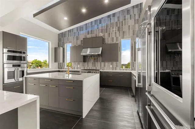 $5,893,000 | 6954 South Espana Way, Centennial, CO 80016