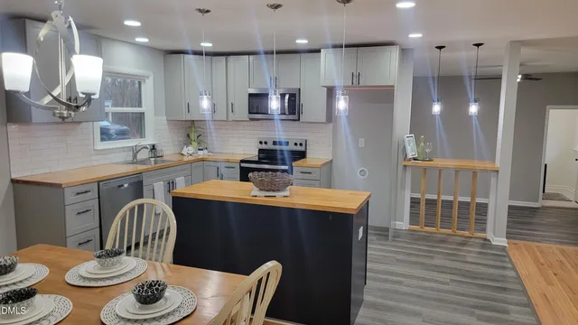 $399,900 | 6561 Huntsboro Road, Oxford, NC 27565