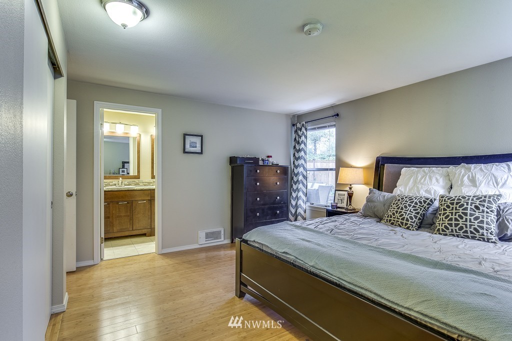 1010 234th Place Southwest Bothell, WA 98021 - Photo 22 of 25