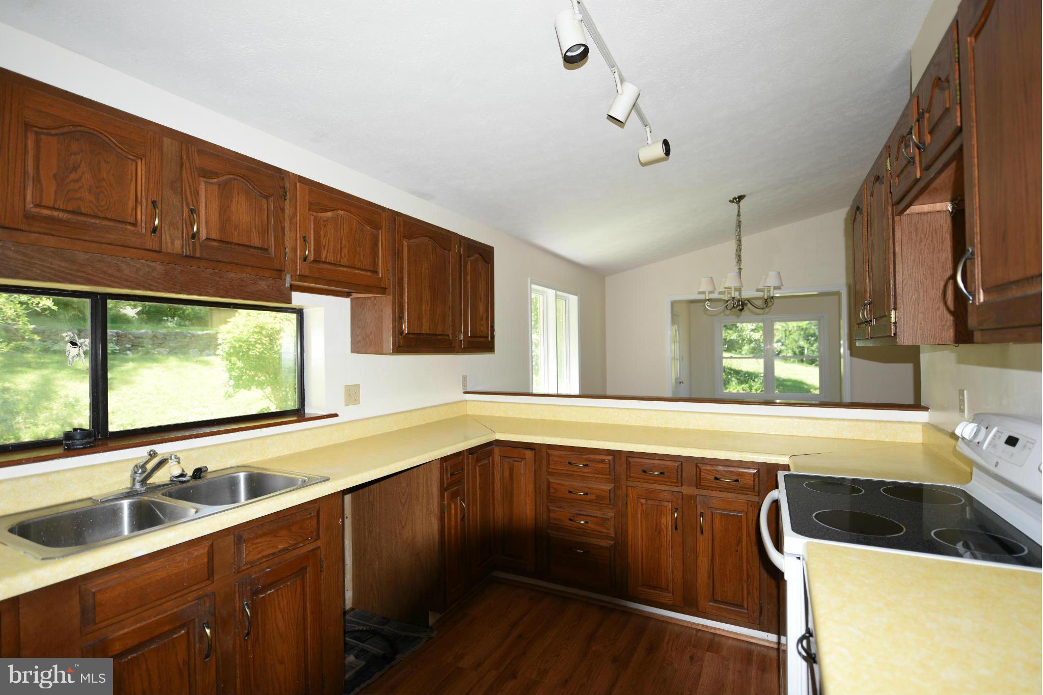 279 Ridgeview Lane Washington, VA 22747 - Photo 8 of 11 a kitchen with a sink and a large window