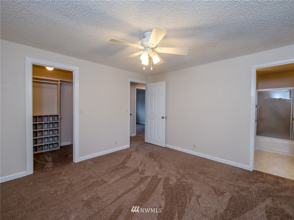 20316 98th Avenue Northeast Bothell, WA 98011 - Photo 11 of 25 Gallery Image 11