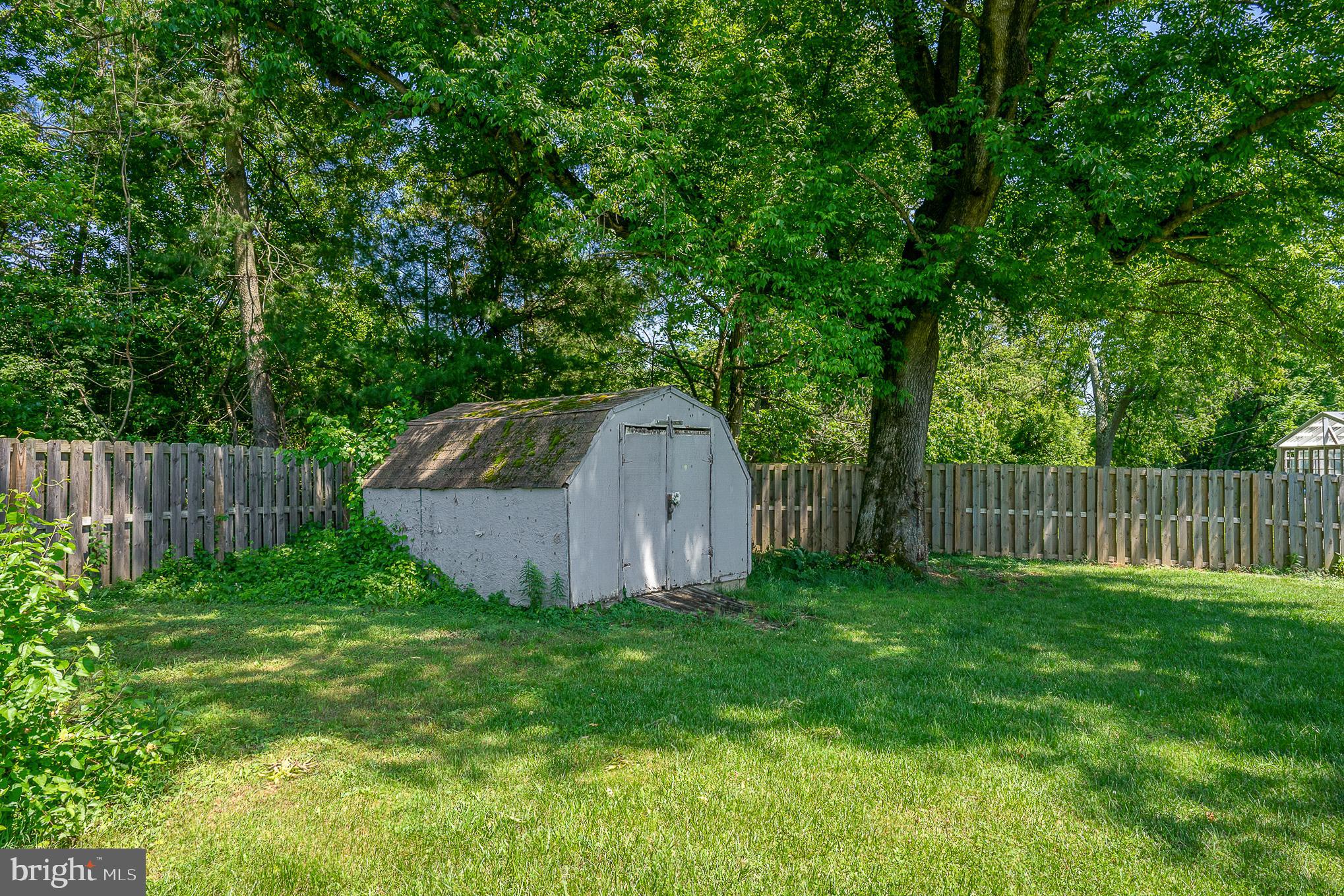 215 Old Chestnut Road Elkton, MD 21921 - Photo 29 of 32 Storage Shed
