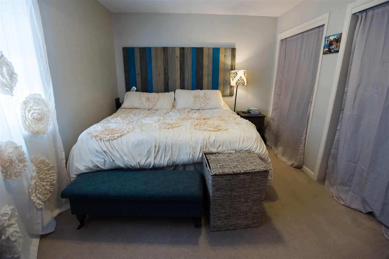 325 Shrader Road Iowa City, IA 52245 - Photo 3 of 10 Gallery Image 3