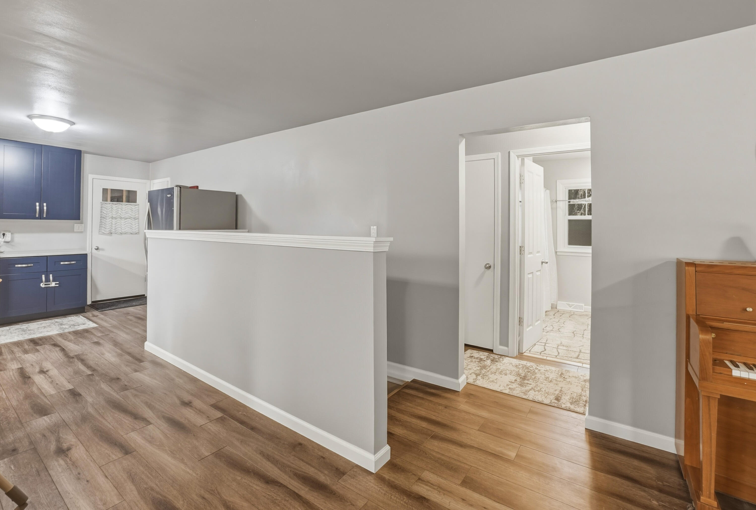 W379N5787 Meadow View Road Oconomowoc, WI 53066 - Photo 14 of 21 Open Staircase