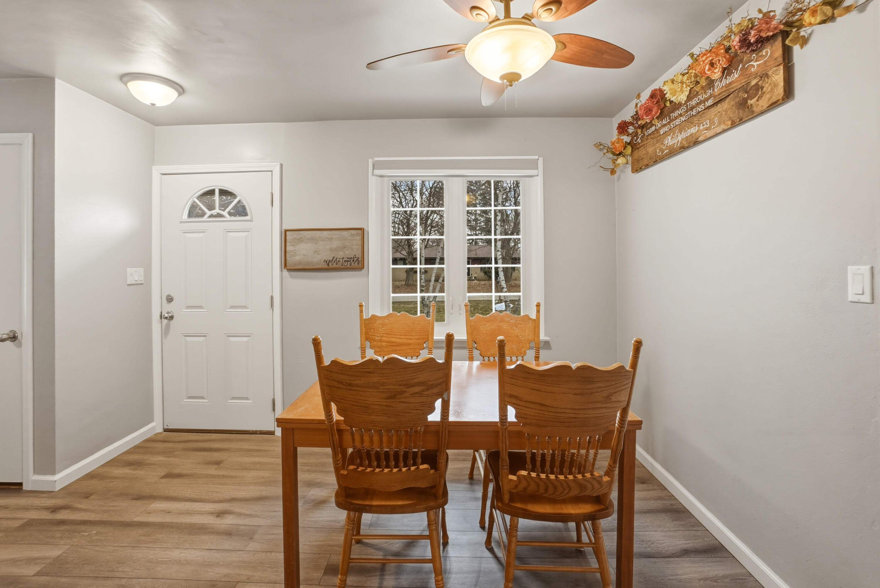 W379N5787 Meadow View Road Oconomowoc, WI 53066 - Photo 8 of 21 Dining Room