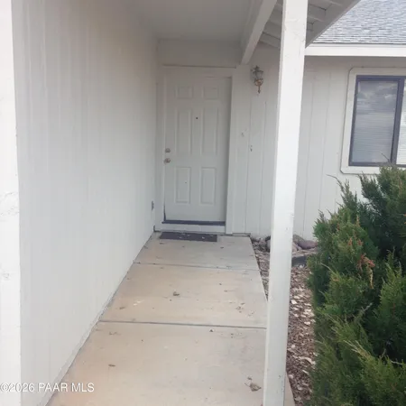 $1,325 | 6144 North Rockland Drive, Unit B, Prescott Valley, AZ 86314